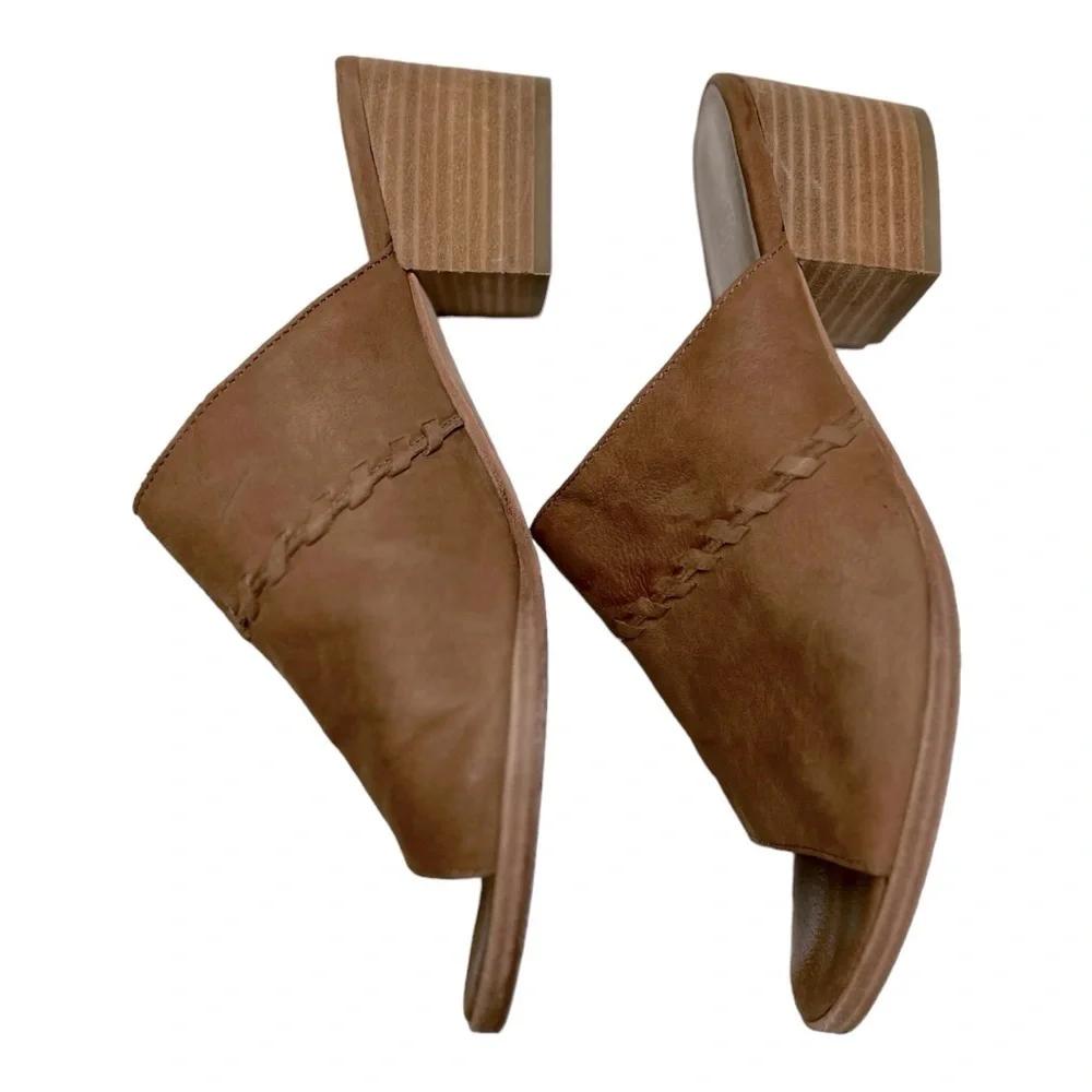 Eileen Fisher Vero Cuoio Leather Block heel Brown Size 9